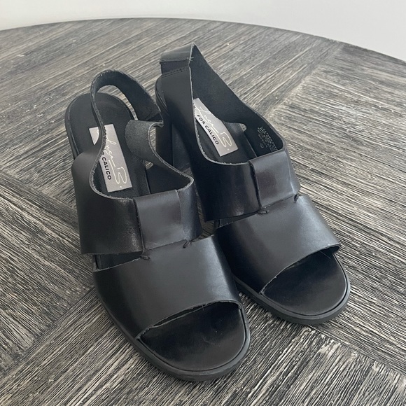 90’s Retro Black block heel - Picture 1 of 4